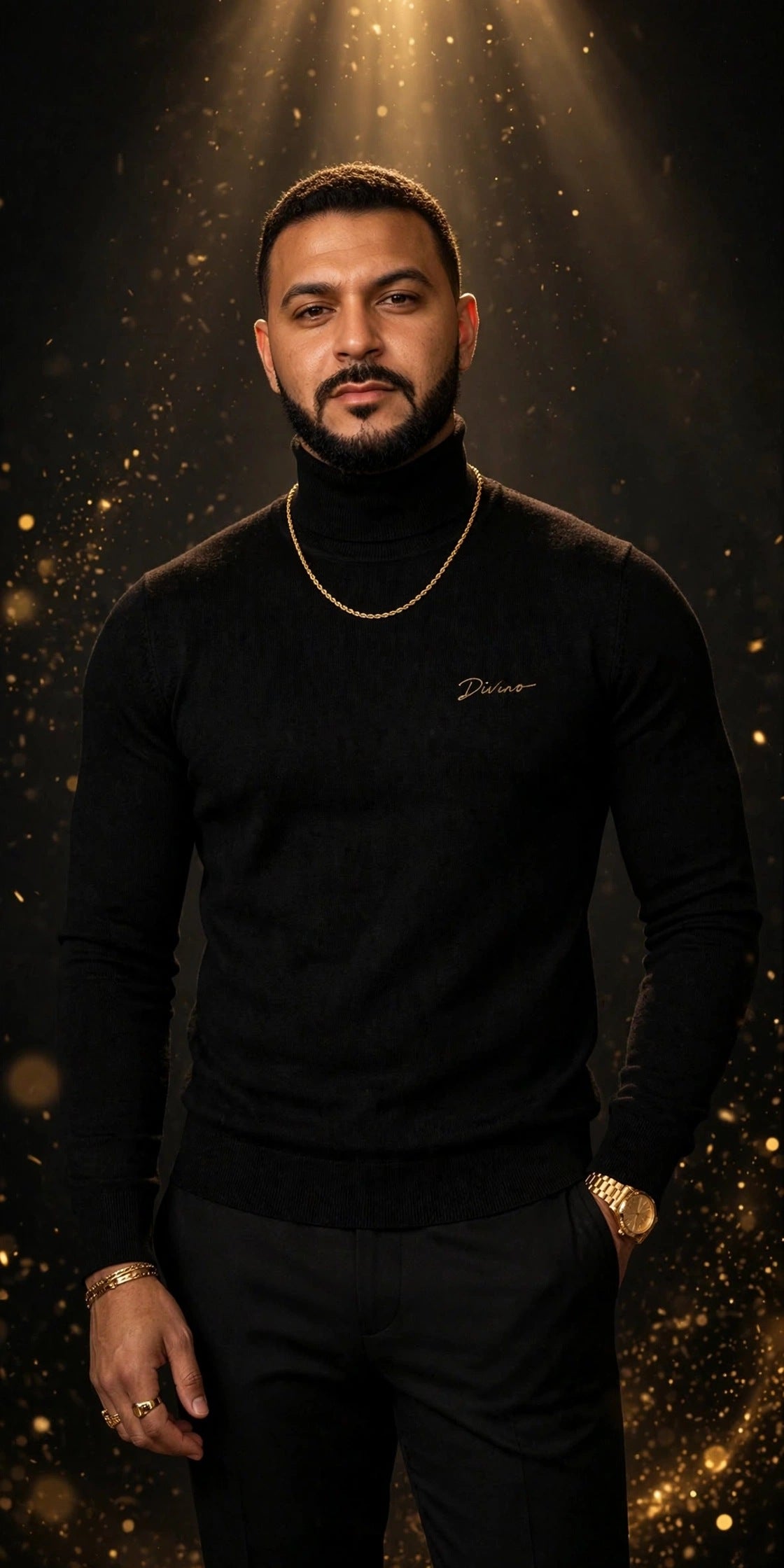 Col roulé DIVINO — devant signature